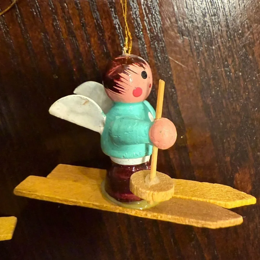 N/A four angel ornaments